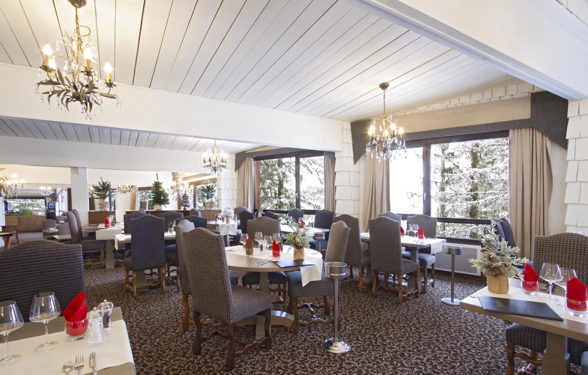 Odalys Hotel New Solarium Courchevel Exteriör bild